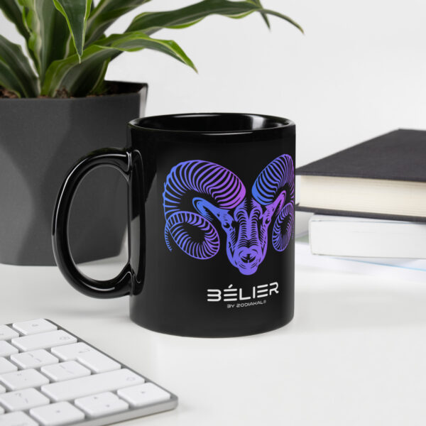 Mug brillant noir - Bélier